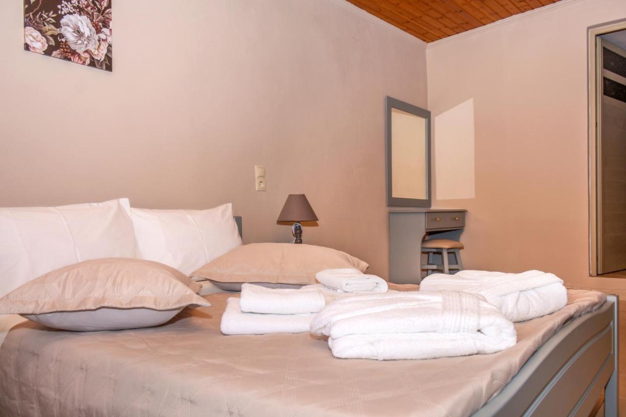 Pause Serenity House Into Olive Groves Villa Agios Fotios Bagian luar foto